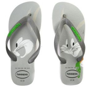 NWT Havaianas Bugs Bunny Flip Flop Sandals